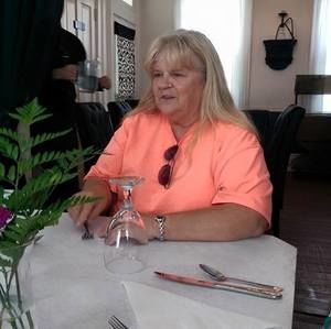 Meet your Posher, Rose